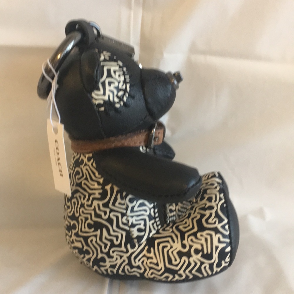 Coach Leather Bear Keychain NWT - Picture 5 of 8